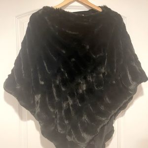 Faux fur Poncho